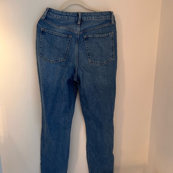 Old navy OG Straigut Ripped Jeans - Picture 2 of 3